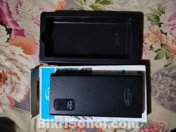 Moxx (10000)mah power Bank